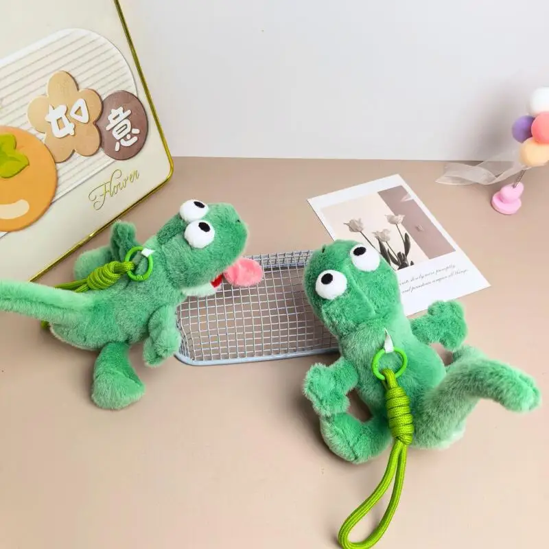 Cartoon Hoppers Plush Keychain Cute Green Magnetic Tongue Lizard Plush Toy Creativity Anime Peripheral Backpack Decoration Gift