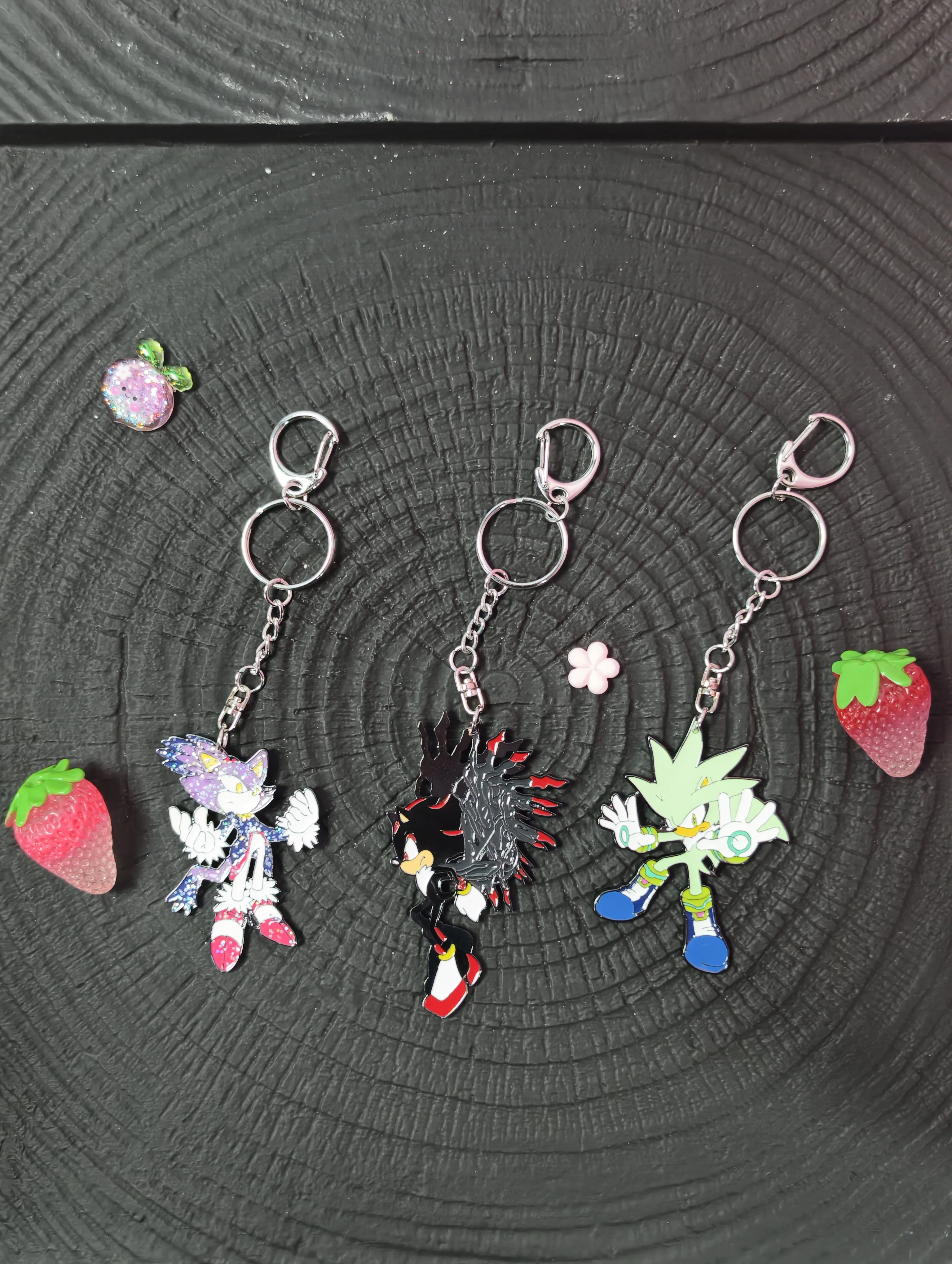Sonic Cartoon Hedgehog Metal Enamel Bag Charm, Colorful Anime Figure Backpack Decor Doll Keychain Pendant