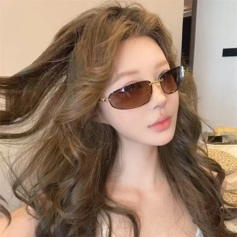 New Light Colored Sunglasses for Women, Early Spring Silver Sunglasses for Spicy Girls, Mercury Lens Fashion