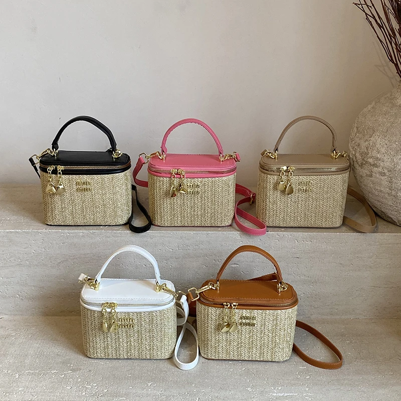 

Trendy Unique Letter Logo Handbag For Women With High-End Capacity And Casual Business Fashion