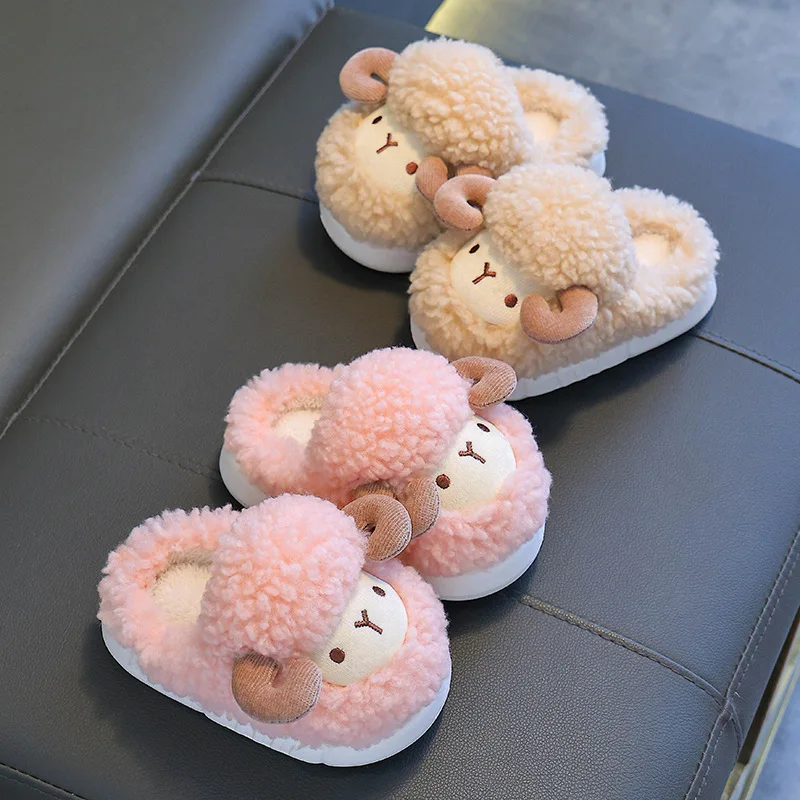 Winter Children's Cartoon Cotton Shoes 2026 Fashion Girls' Warm Plush Home Slippers Boys' Non Slip Velvet Fluffy Floor Shoes