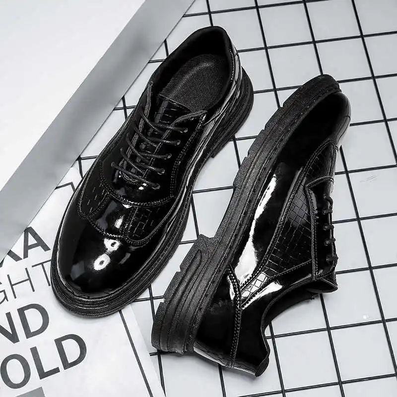 

Мужские деловые туфли без шнуровки на среднем каблуке. Мужские деловые платья 43. Мужская обувь. Кроссовки. Спортивная корзина. Новинки Tens.