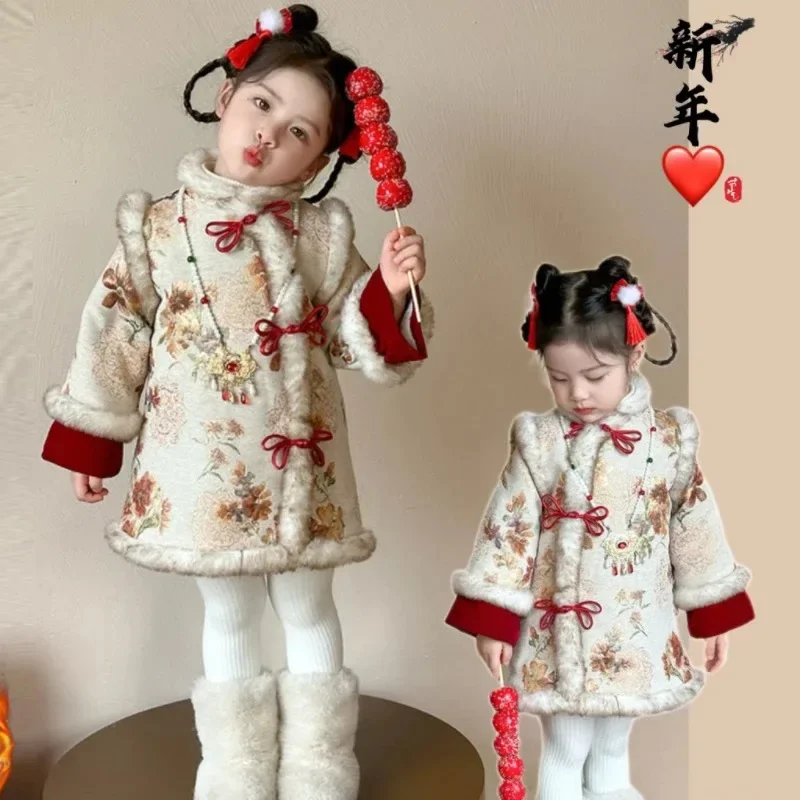 Gonna cheongsam ispessita da ragazza autunno e inverno 2025 nuovo abbigliamento di Capodanno ispessito per bambini scozzese in stile cinese