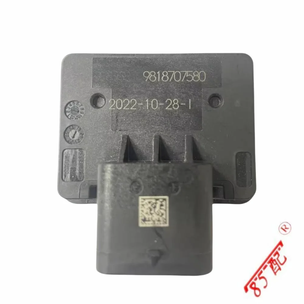 

Fuel leak detector for Citroen DS, 9818707580