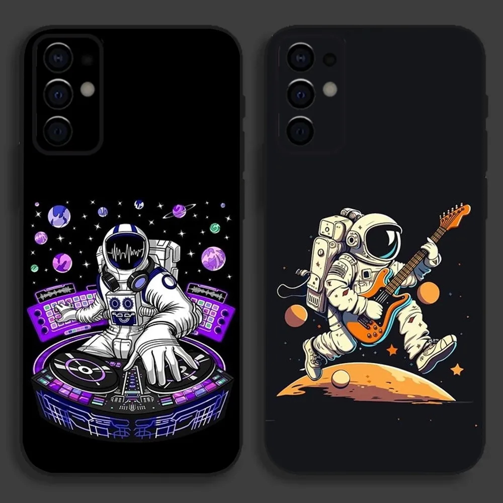

Space Astronaut Cartoon Phone Case For Samsung S24,S21,S22,S23,S30,Ultra,S20,Plus,Fe,Lite,Note,10,9,5G Black Soft Cover