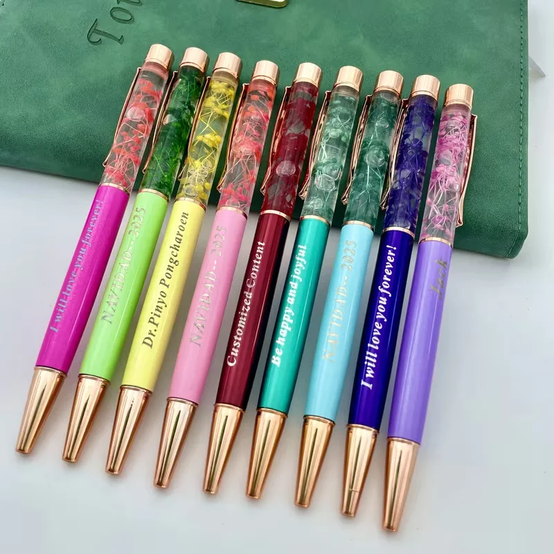 2Pcs Personalized Custom Logo Laser-Engraved Name and Date Dried Flower Ballpoint Pen and Pen Case Set, 2 Dried Flower Ballpoint Pens with 2 Exquisite Pen Cases - Drawstring Design for Neat Storage Dry Flower Metal Ballpoint Pen - Metal Rotating Tip, Black Ink, Suitable for Students over 14 Years Old and Business Office Use. Suitable for Gift Giving, Advertising, Weddings, Etc.