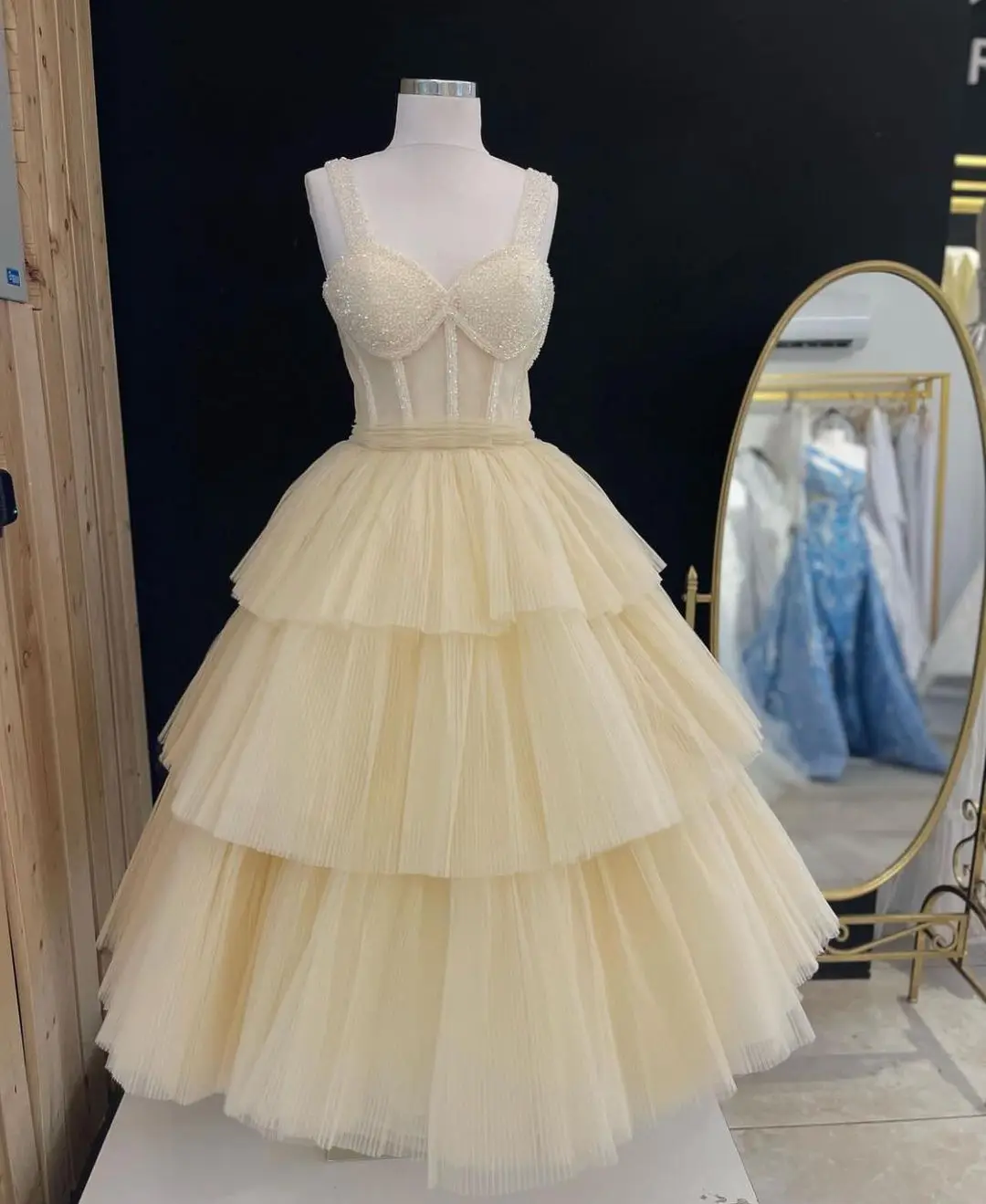 ที่กําหนดเอง Sweetheart ชุดราตรีประดับด้วยเลื่อมฉัตร Tulle ชุดราตรีชาความยาวชุดปาร์ตี้อย่างเป็นทางการ