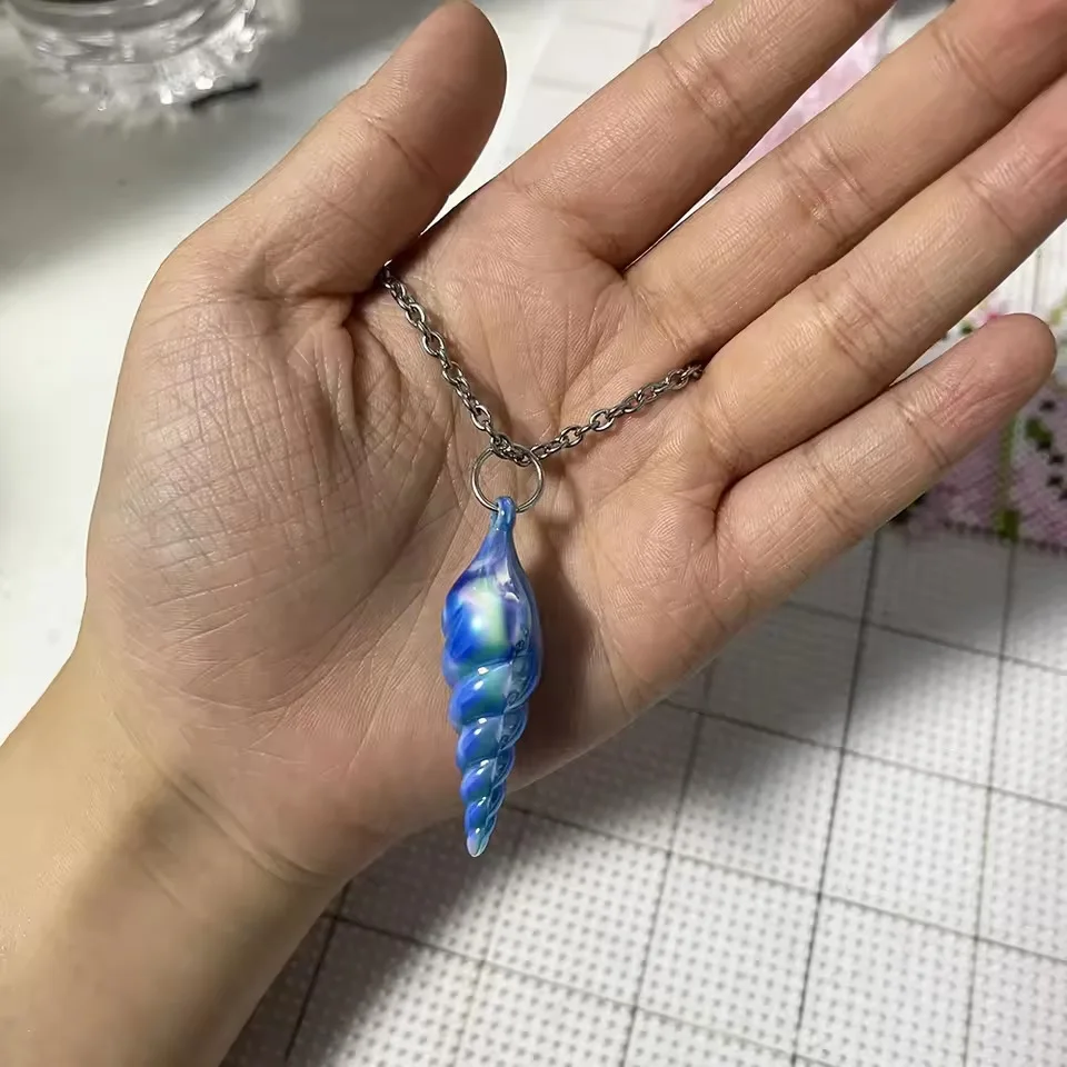 Game Stardew Valley Mermaid Pendant Necklace Blue Conch Pendant Choker Fashion Collarbone Chain Jewelry Accessories Cosplay Prop