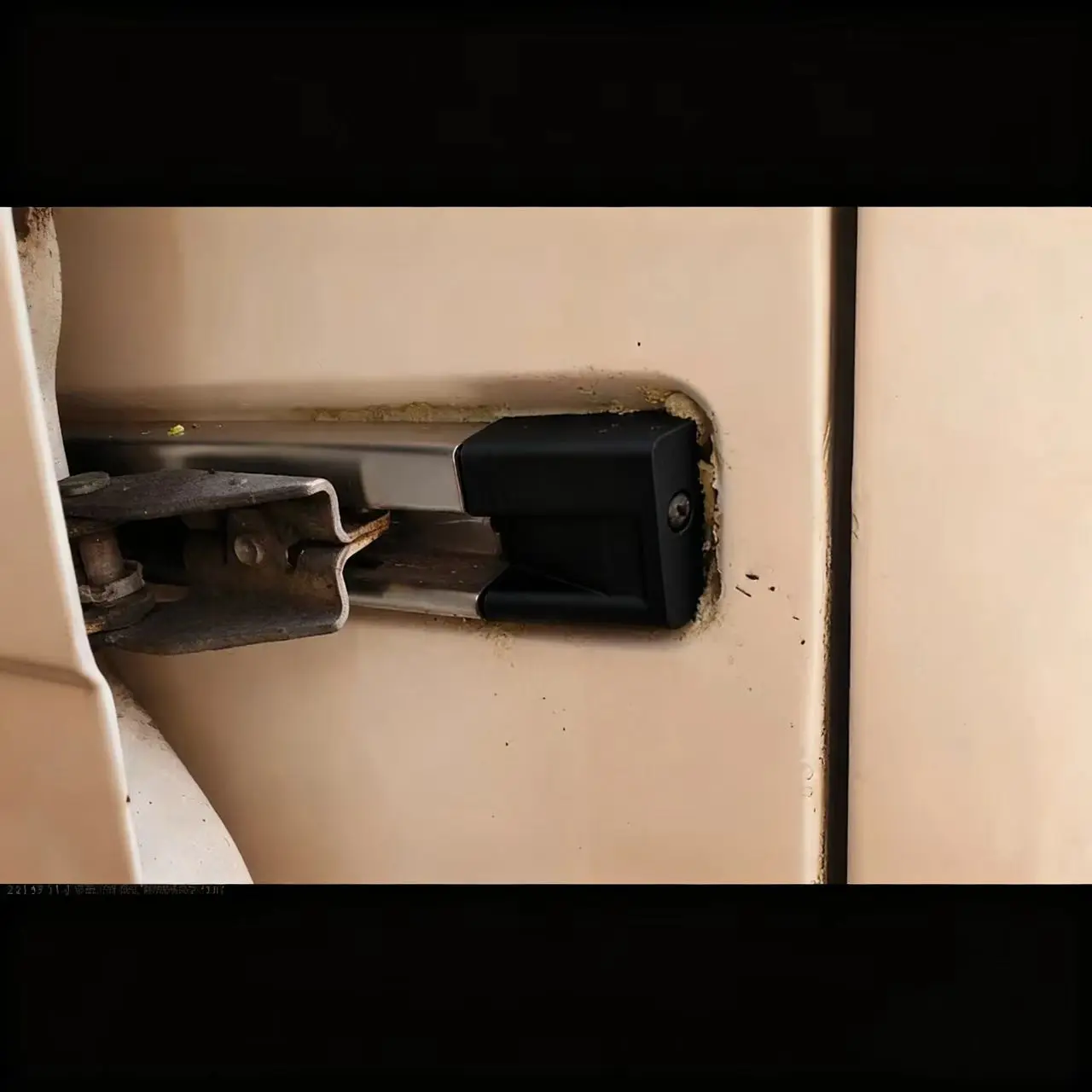 

Sliding Door Cover Trim Strip For Motorhome Vehicles Suitable For Volkswagen T4 Transporter Sliding Door Cover Trim Accessories