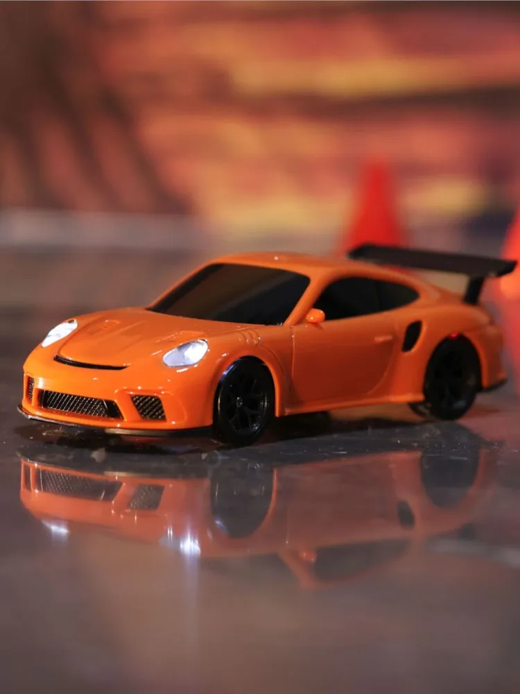 UITVERKOOP 4WD RTR 1/43 RC Snelheidsauto Vierwielaandrijving Radiobesturing 2.4g Mini Racing Drifting Auto Speelgoed Hoge snelheid Model Cadeau voor jongens - afbeelding 2