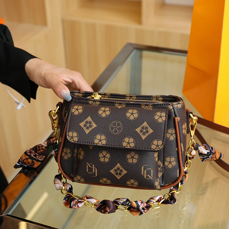 

Винтажная мини-сумка-ведро 2025 года, роскошный кошелек на плечо для женщин, сумка через плечо в стиле ретро, элегантная сумка «день-ночь», шикарная сумка на ремне ​