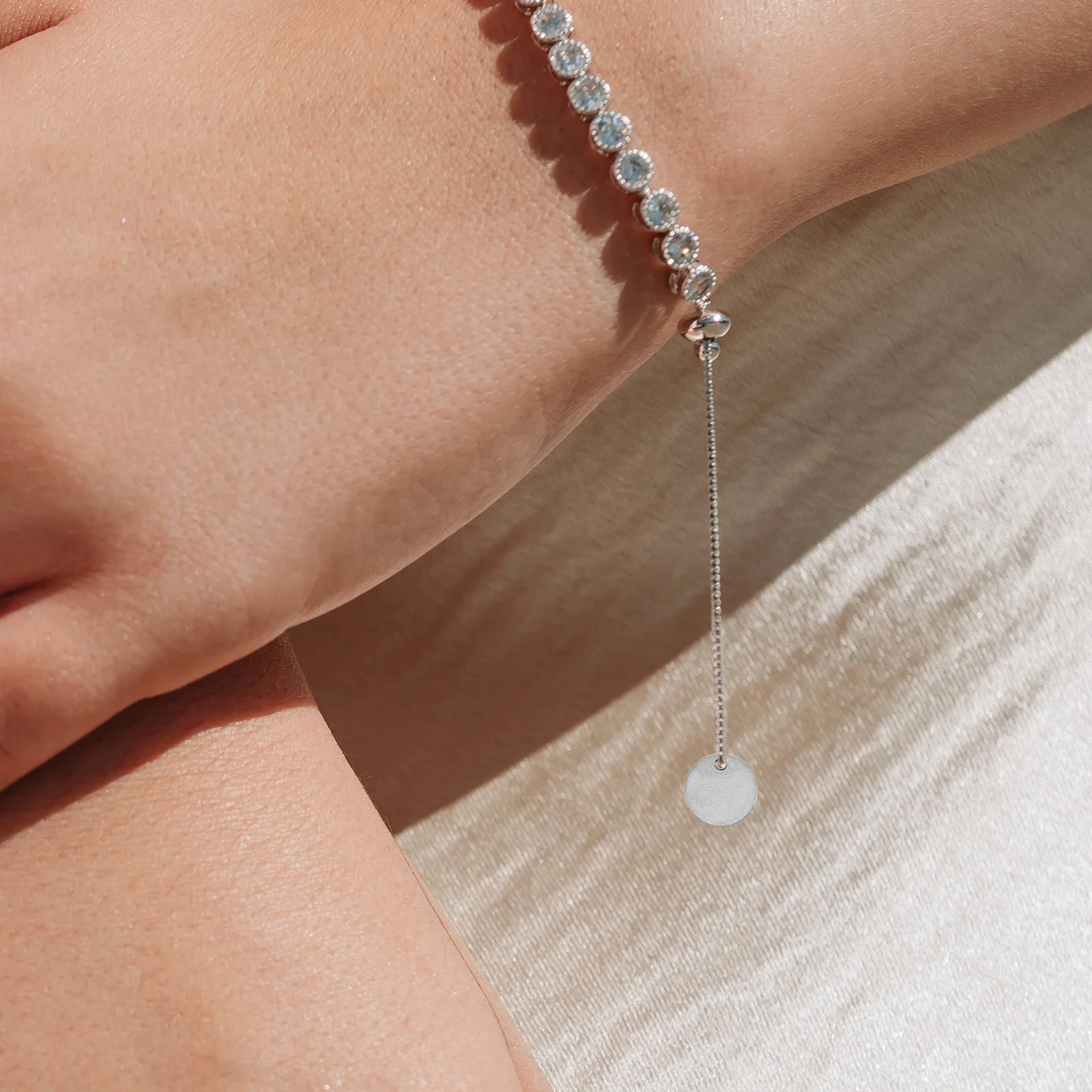 

20pcs Stainless Steel Blank Round Disc Pendants 10Mm Smooth Flat Polished Diy Charms For Name Pet Id Tags Jewelry Craft Making