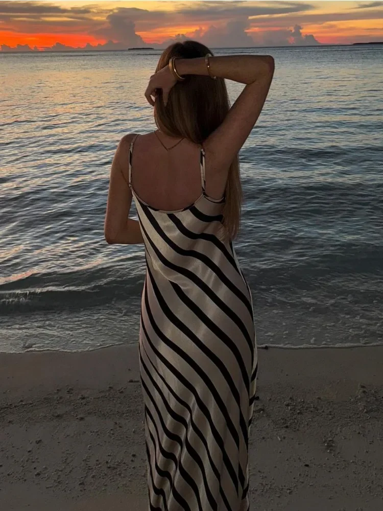 2024 Zebra Printed Elegant Halter Dresses Female Sleeveless Slim Loose Printed Striped Long Dress Women\'s Backless Maxi Dress