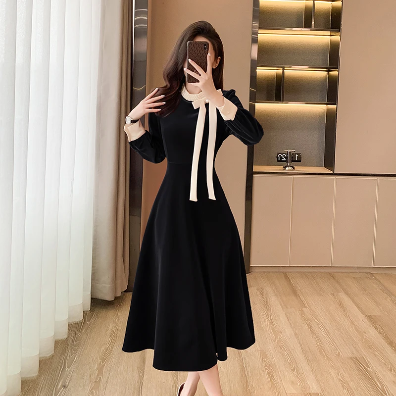 French Fashion Designer Autumn Winter Red Velvet Party Dress Elegant Women Beading Bowknot Stand Collar Velour Slim Midi Vestido