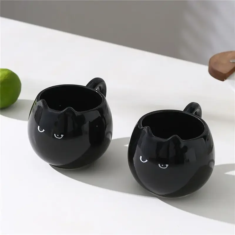 Cute Ceramic Cat Shaped Mug, Creative Hand Painted Coffee Milk Tea Cups Novelty Appearance Level Cup Kitchen Table Cupware