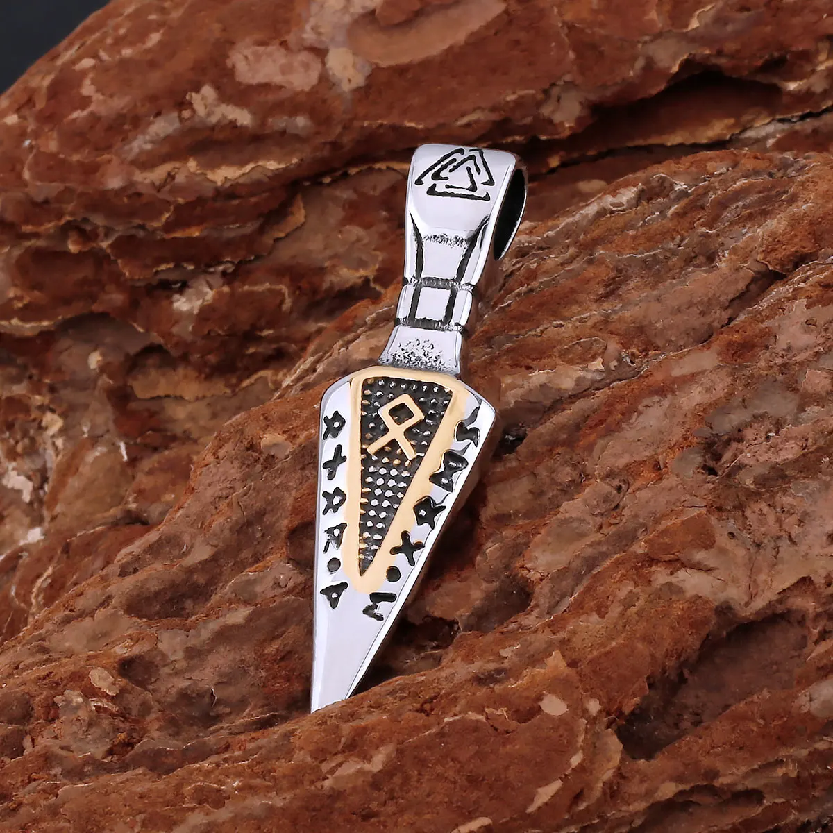 Vikings Runic Warrior Weapon Spear Necklace Fashion PunK Stainless Steel Men's Simple Pendant Nordic Amulet Jewelry Gift