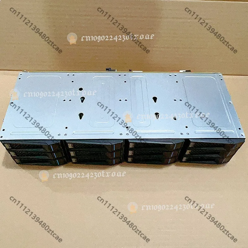 95% Neu 12-Bay 3,5-Zoll 6Gb SAS Festplattengehäuse Hot-Swap-fähiges NAS-Speichergehäuse