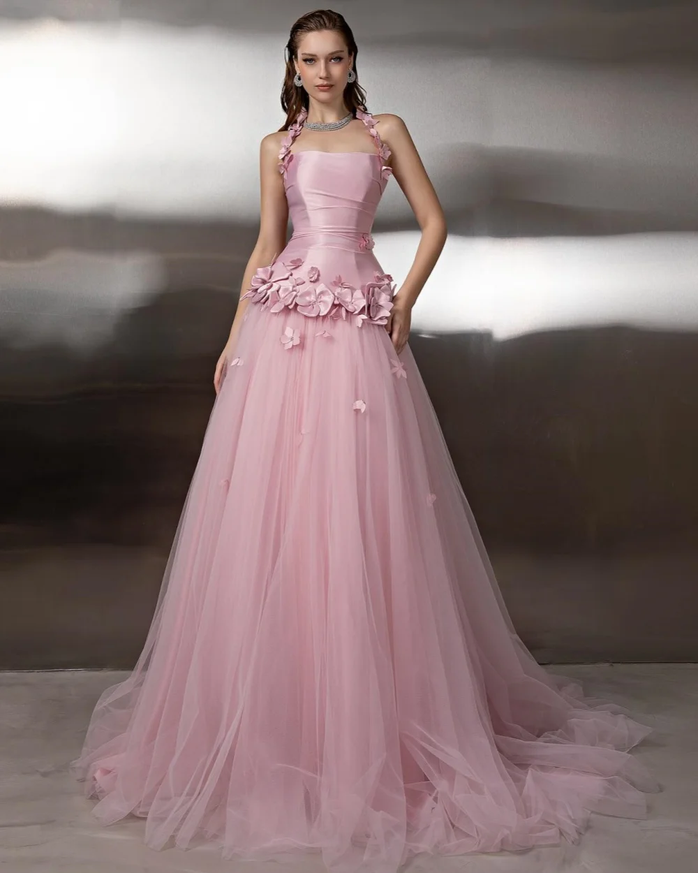 

Customized Elegant Fashion Tulle Handmade Flower Pleat A-line Strapless Long Dresses Bespoke Occasion Dresses Intricate Classic