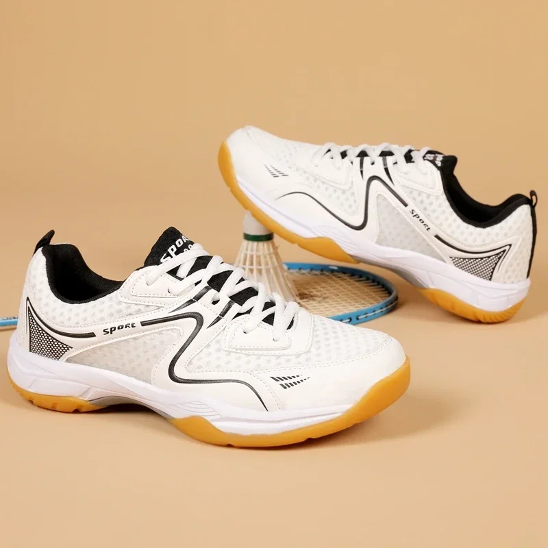 Unisex Mesh Volleyball Sport Shoes Breathable Men Table Tennis Trainers Big Size 45 46 Women Tennis Badminton Shoes C9008