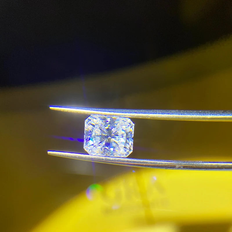 Hoge kwaliteit losse Moissanite 5x7mm 1ct Radiant Cut Super D kleur VVS1 uitstekende losse moissanite kraal voor vrouw sieraden maken