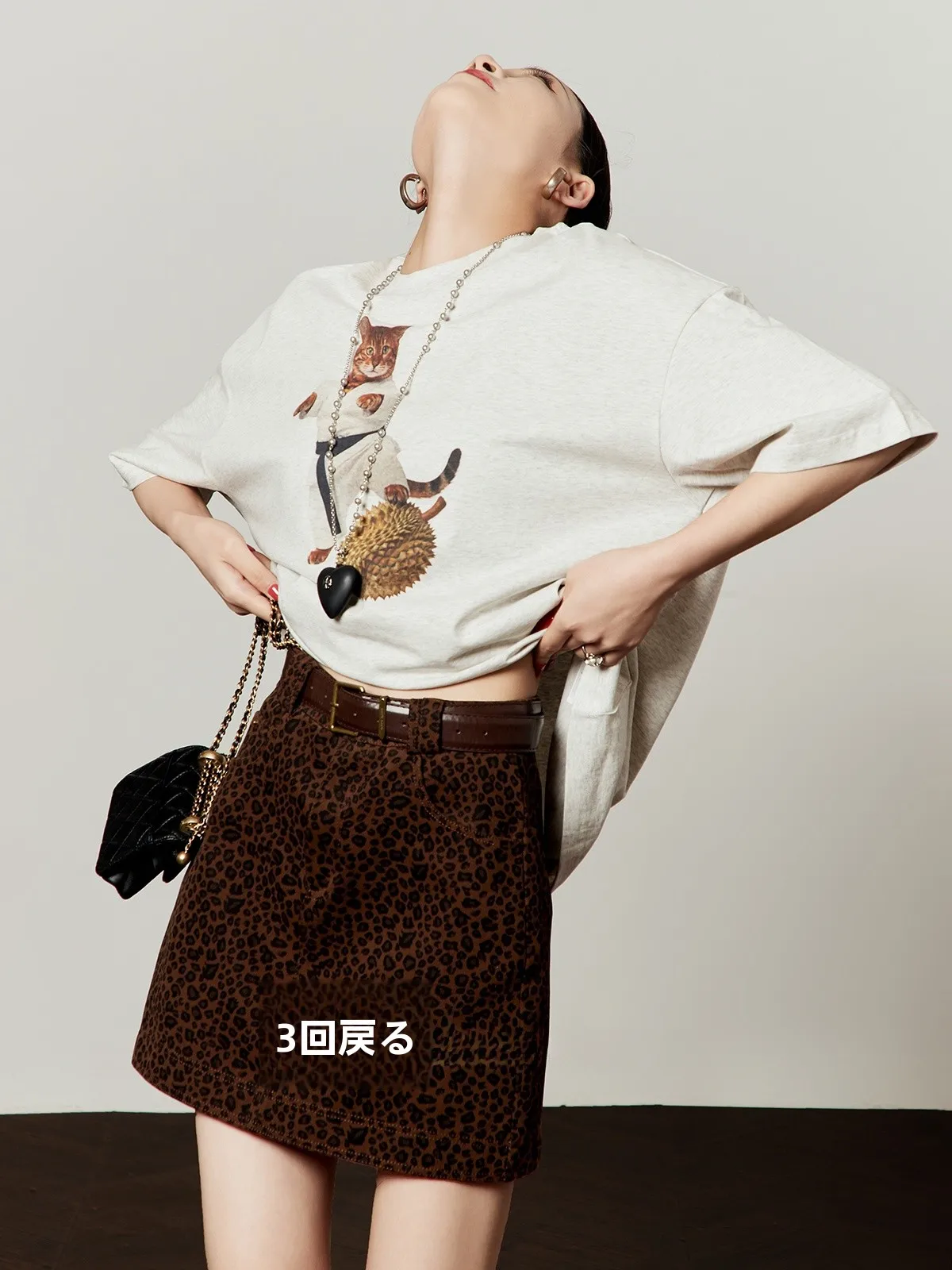 

Женская футболка свободного кроя с коротким рукавом, летняя, повседневная, с креативным принтом, белый цветок, серый цвет, унисекс, для прогулок по городу