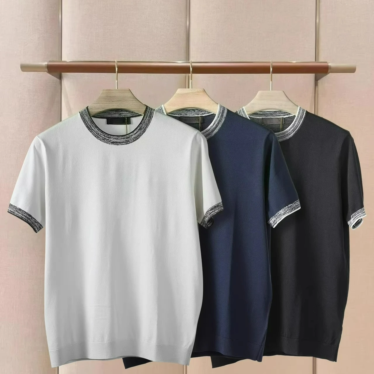 

Итальянский свитер-футболка LP 26, новая модная коллекция весна-лето, удобный, с круглым вырезом, коротким рукавом, мужской, повседневный, трикотажный.