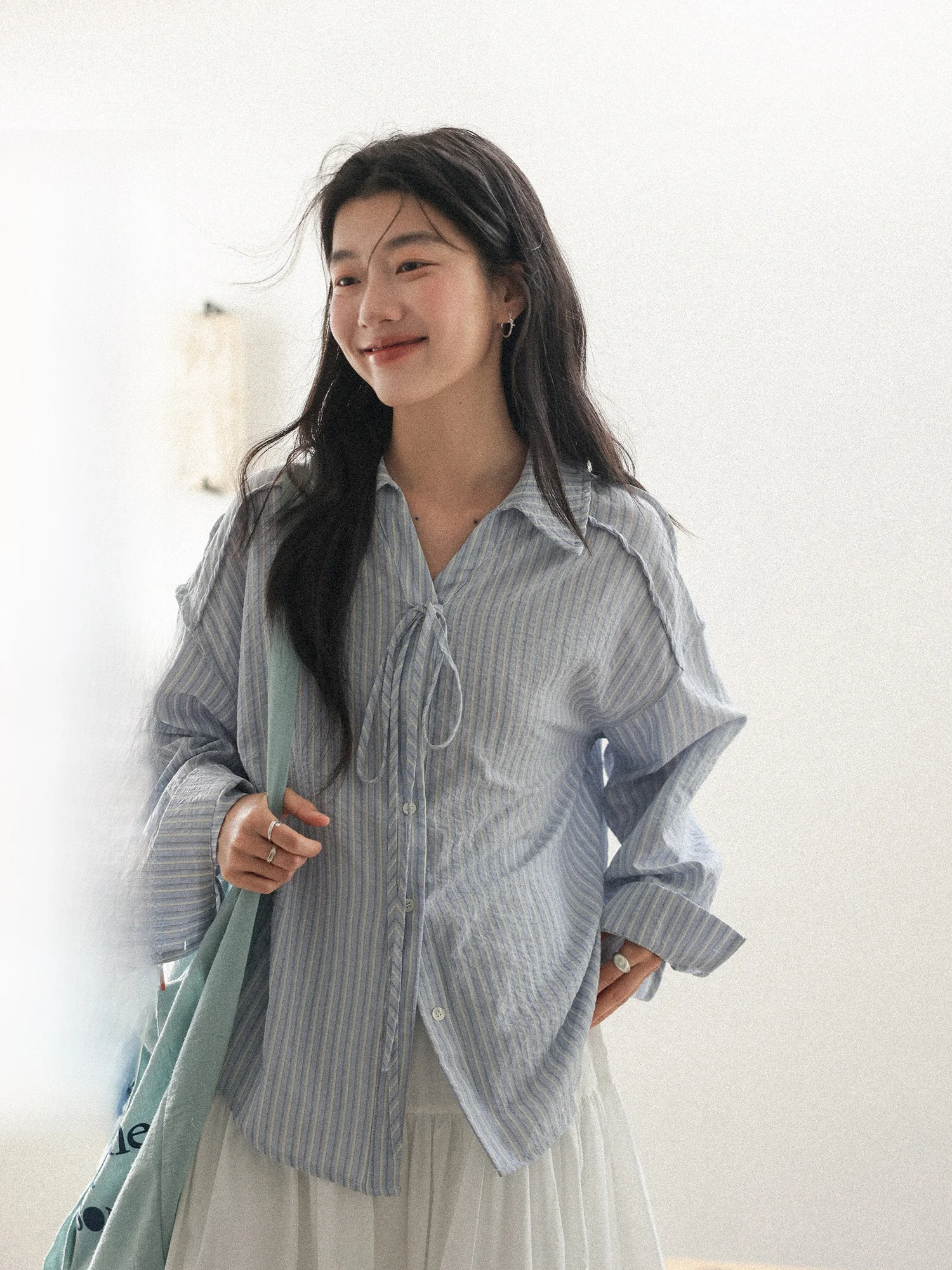 

Blue Striped Long Sleeve Loose Women's Shirt Spring New Design Sense Very Beautiful Belted Cleanfit Style Fashionable Top