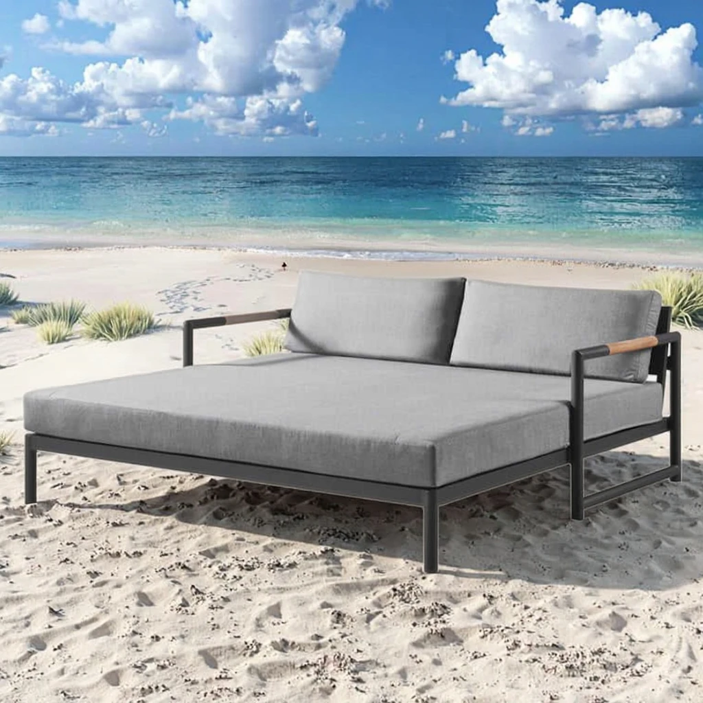 Comfortable Aluminum Day Bed For Outdoor Leisure For Beach Pool Or Hotel Style Similar To Moon Chair