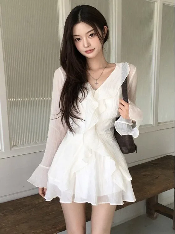 Fairytale Princess Style Long Sleeve Bell Bottom Dress Two Piece Set with Lace Trim Ultra Feminine Korean Style Spring Autumn...