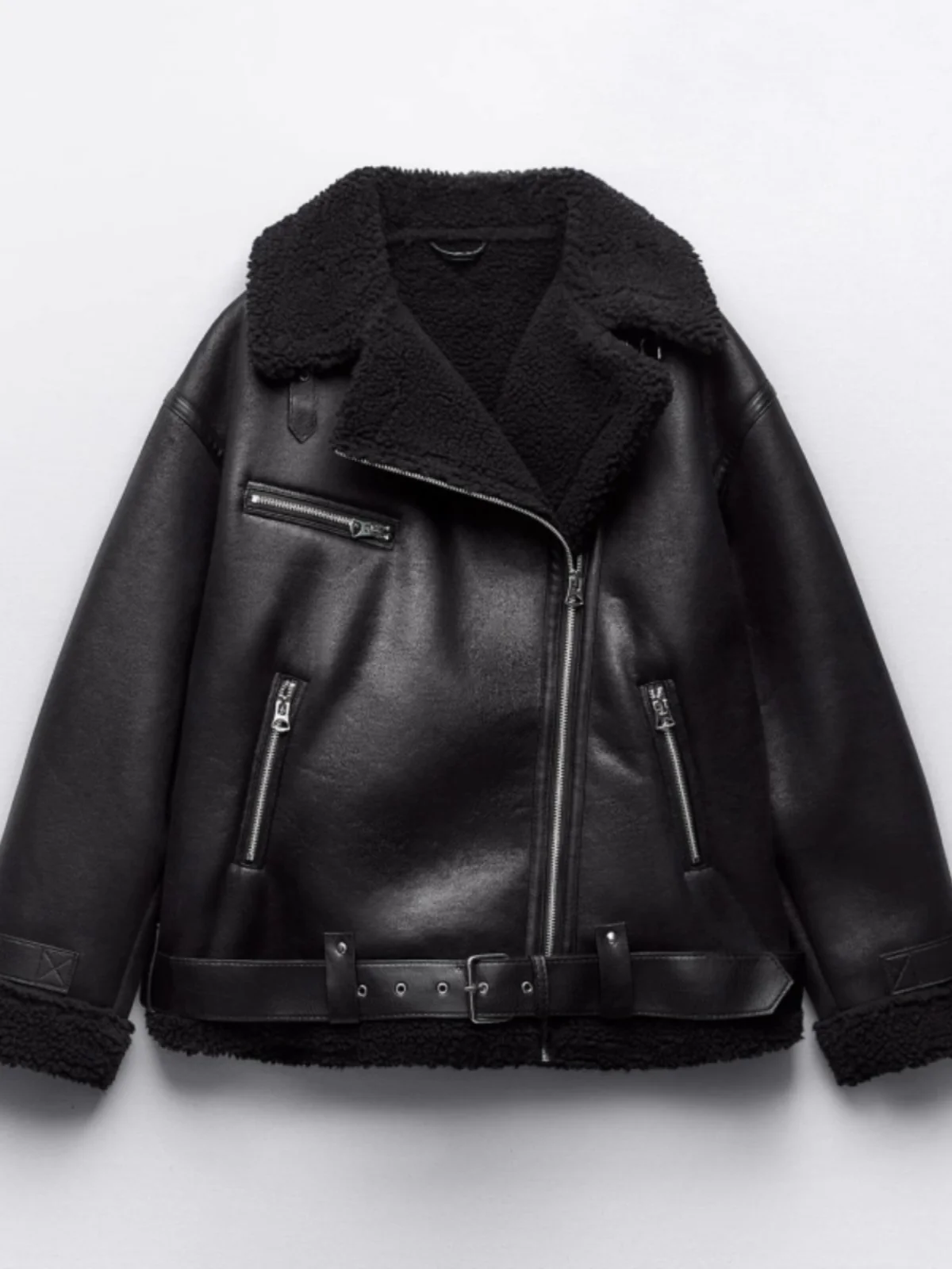 سترة نسائية على طراز راكبي الدراجات النارية ذات وجهين، مصنوعة من الجلد والفرو المدمج، موضة خريف وشتاء جديدة 2025