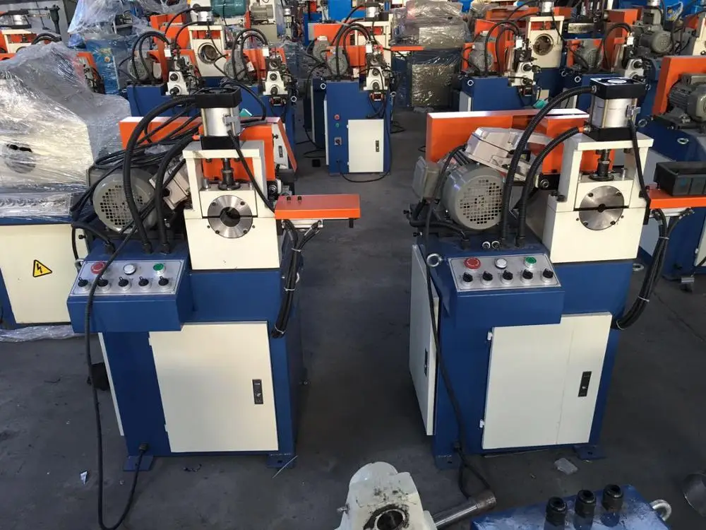 EF-AC/80 Pneumatic Chamfering Machine for Pipes Featuring Durable Bearing Components