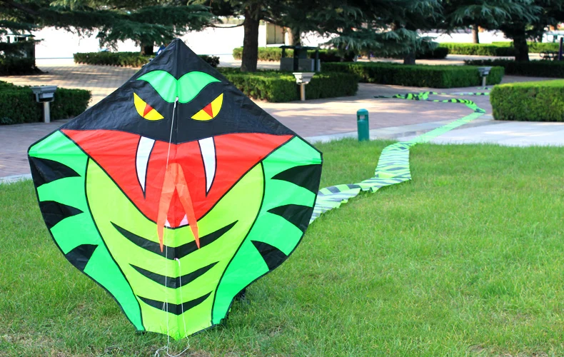 Large 8/15m Variety Of Snake /Power Cobra Kite Animal Wind Kites Outdoor Fun For Children Adults With Hand Line Factory Outlet