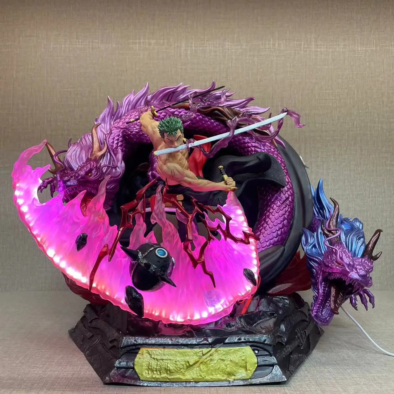 

Super-Sized One Piece Roronoa Zoro Figurine Model Tornado Anime Gk Display Ayo Solong Sword-Out Series Light-Emitting Display