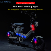 Mini LED Solar Power Car Warning Light Night Security Simulated Alarm Wireless Anti-Theft Caution Lamp Flashing Dummy Alarm Lamp