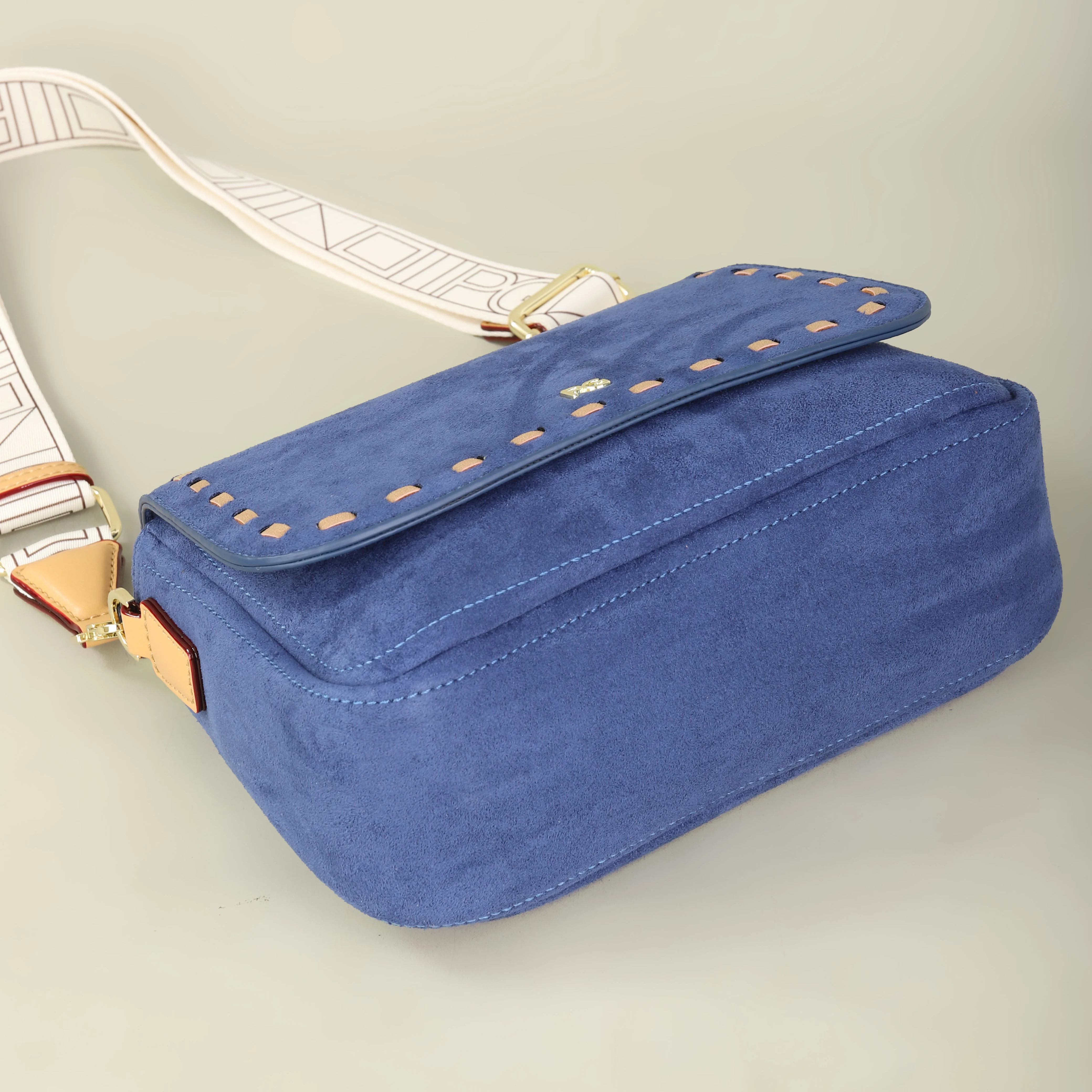 PG 2026 Klassische Retro Damen Schultertasche aus Leder, Multifunktionales Old-School-Design, Klassische Umhängetasche – Detail 15