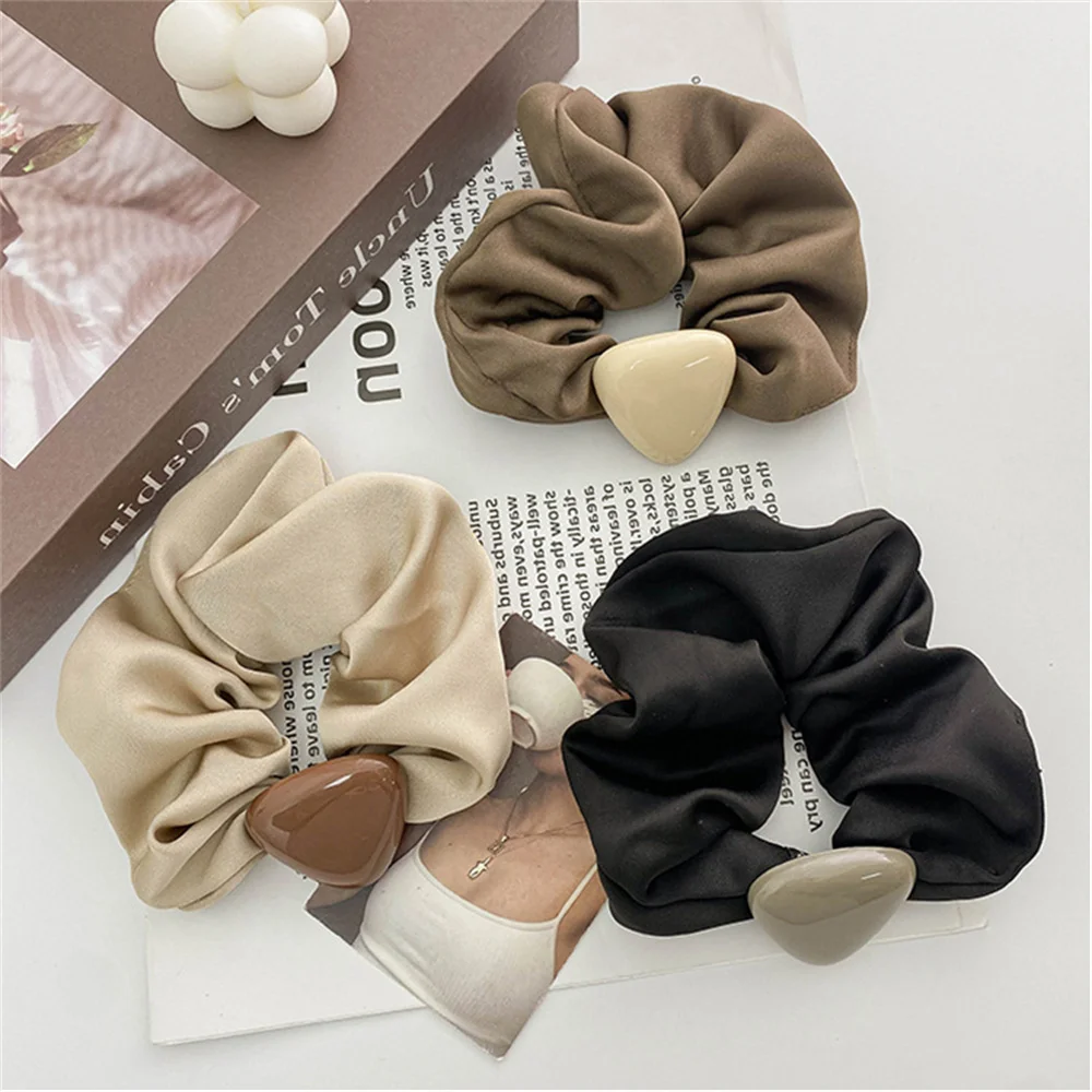 Elegant Soild Color Satin Hair Scrunchies With Triangle Gem Women Girls No Damage Soft Elastic Ponytail Holder Hair Ties