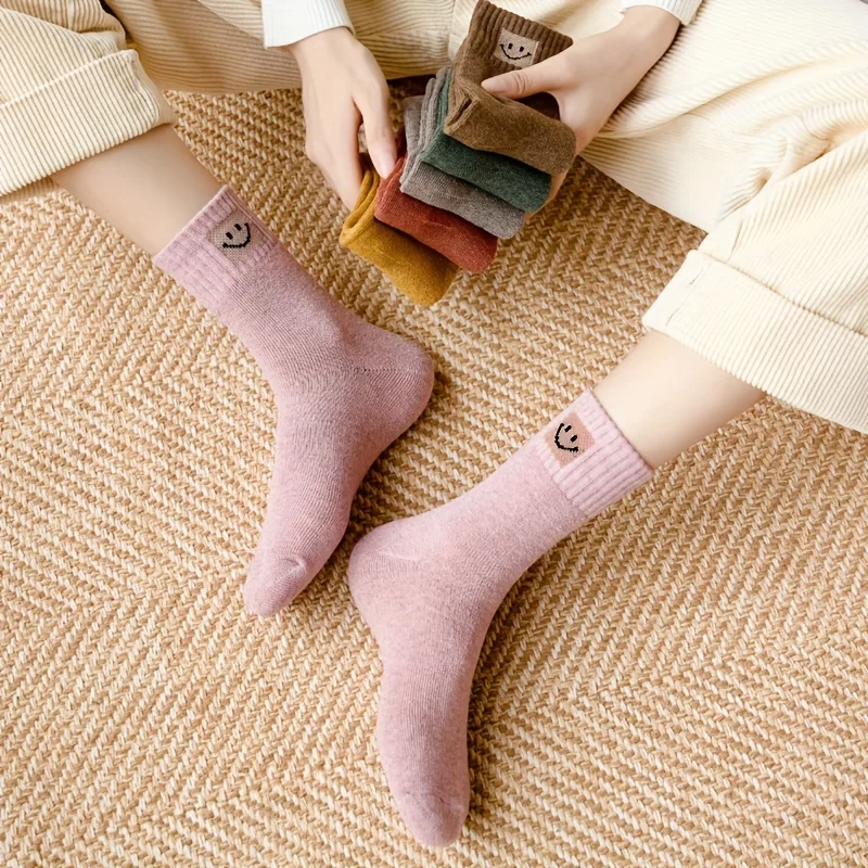 5 Pairs Cute Smiling Face Socks  Ankle Novelty Funny Socks Gifts For Womens Socks