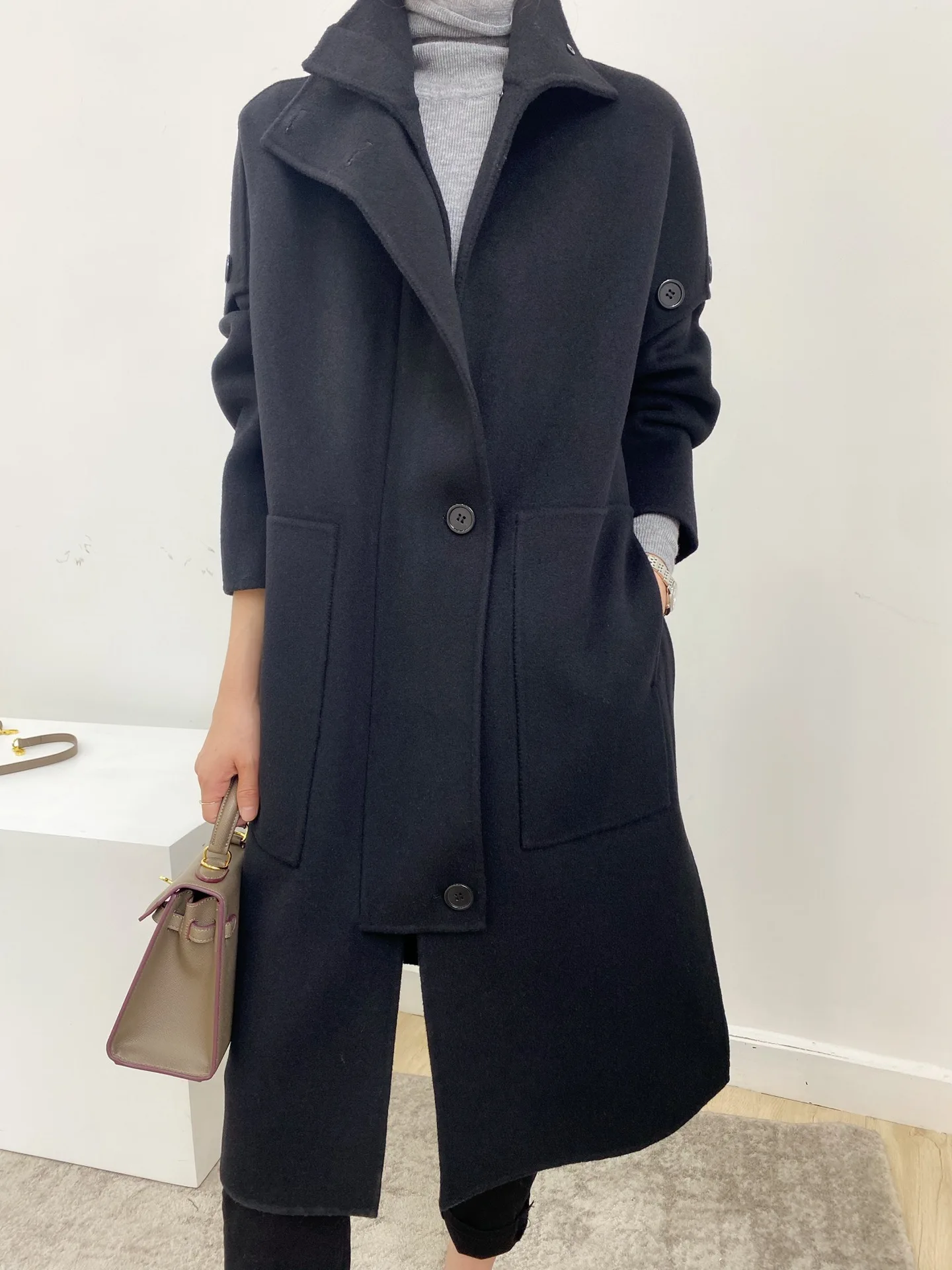 2023 Max cashmere coat for women in the autumn and winter of medium length double-sided wool coat handmade high-end nightgown