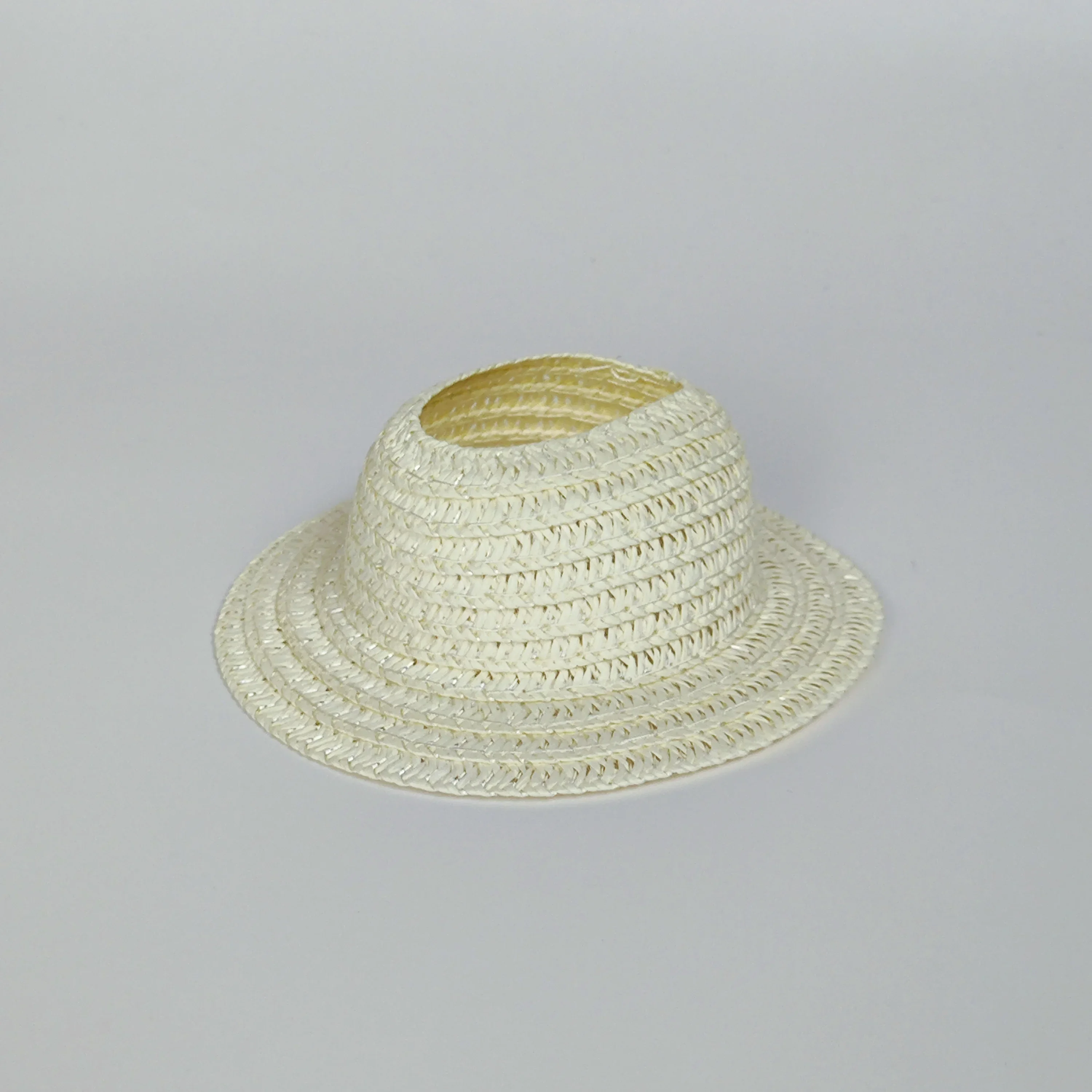 Clothes for labubu Vinyl Outfit Blind Box - Keychain Set with Sitting Pose & Party Straw Hat Changeable Costumes