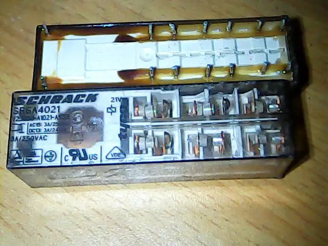 

V23050-A1021-A533 21VDC 10PCS