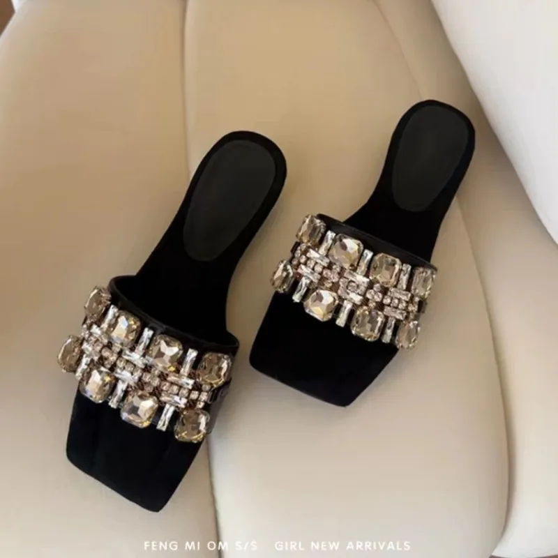 

French Rhinestone New Flip-flops Women Fashion Outside Wear Comfortable Low Heel Temperament Sandals and Slippers