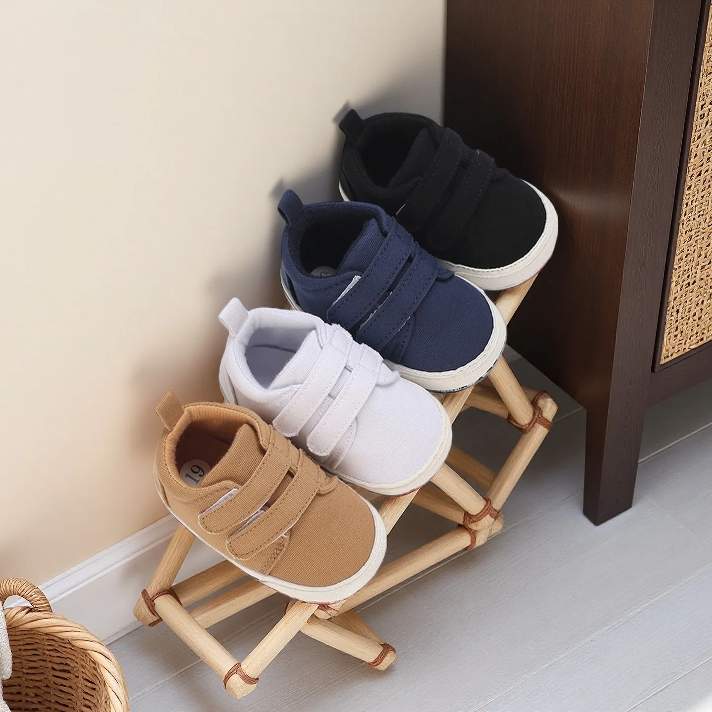 

Spring New Slip-on Toddler Shoes Baby First Walkers BoysGirls Autumn Non-Slip Classic Plaid Sneakers Sport Shoes