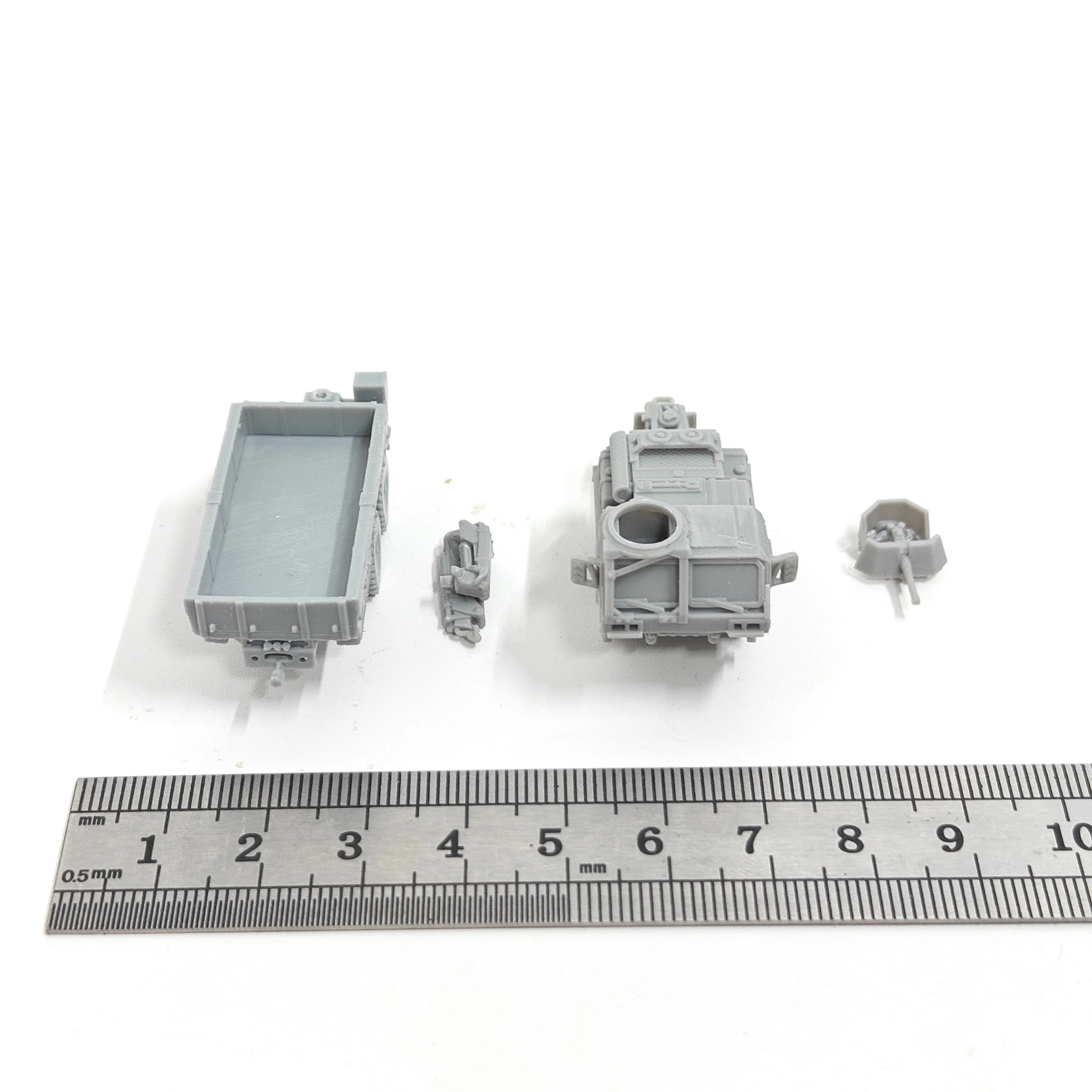 M977 Heavy Expanded Mobility Tactical Truck MODELL KIT im Maßstab 1:144