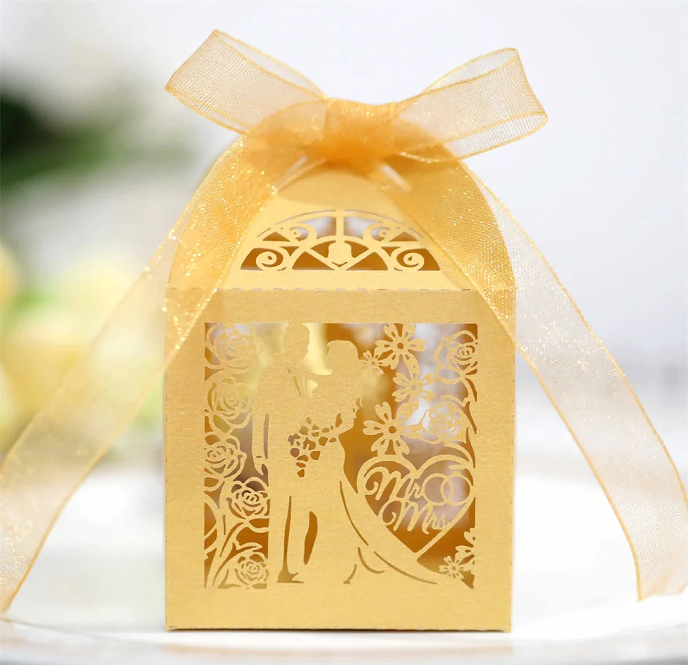 50 Teile/los Lase Cut Braut Bräutigam Hochzeit Süßigkeiten Candy Box Gäste Geschenk Boxen Papier Verpackung Baby Dusche Schokolade Cookie Box