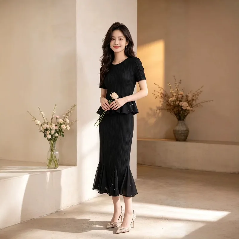 

Miyake Pleated Skirt Set Elegant 2026 New French Plisse Bodycon Jupe Fishtail Pleats Skirt Set Fashionable Commuter Versatile