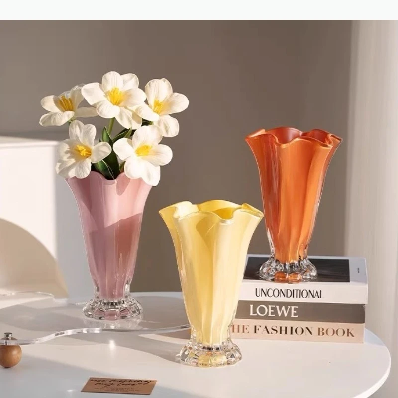 Wave Edged Glass Vase Artistic Flower Vessels Waterborne Flower Arrangement Ornament Hydroponic Vase Decorative Vases Crafts