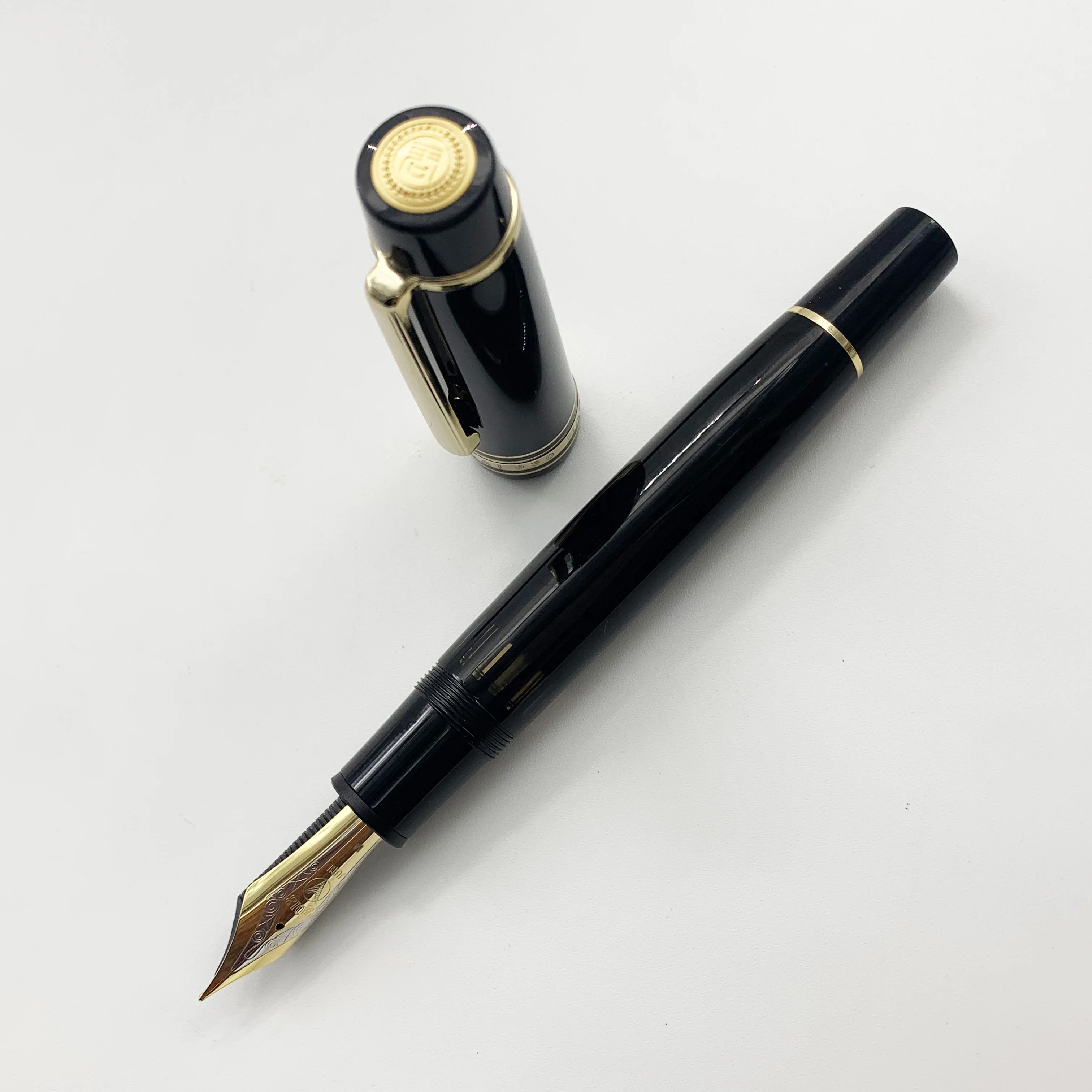 WingSung/JUNLAI Large 930 Resin Piston Fountain Pen N0.9 Iraurita F/M/B Nib Gold/Silver Clip Business Student Writing Gift Pen image 6