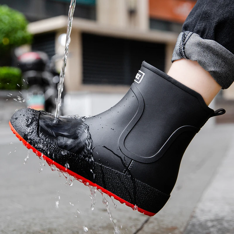 Rain Boots Women Designer Shoes For Men Rubber Ankle Boot Black Waterproof Wear-Resistant Outdoor Couple Shoe Round Toe Flat Bot