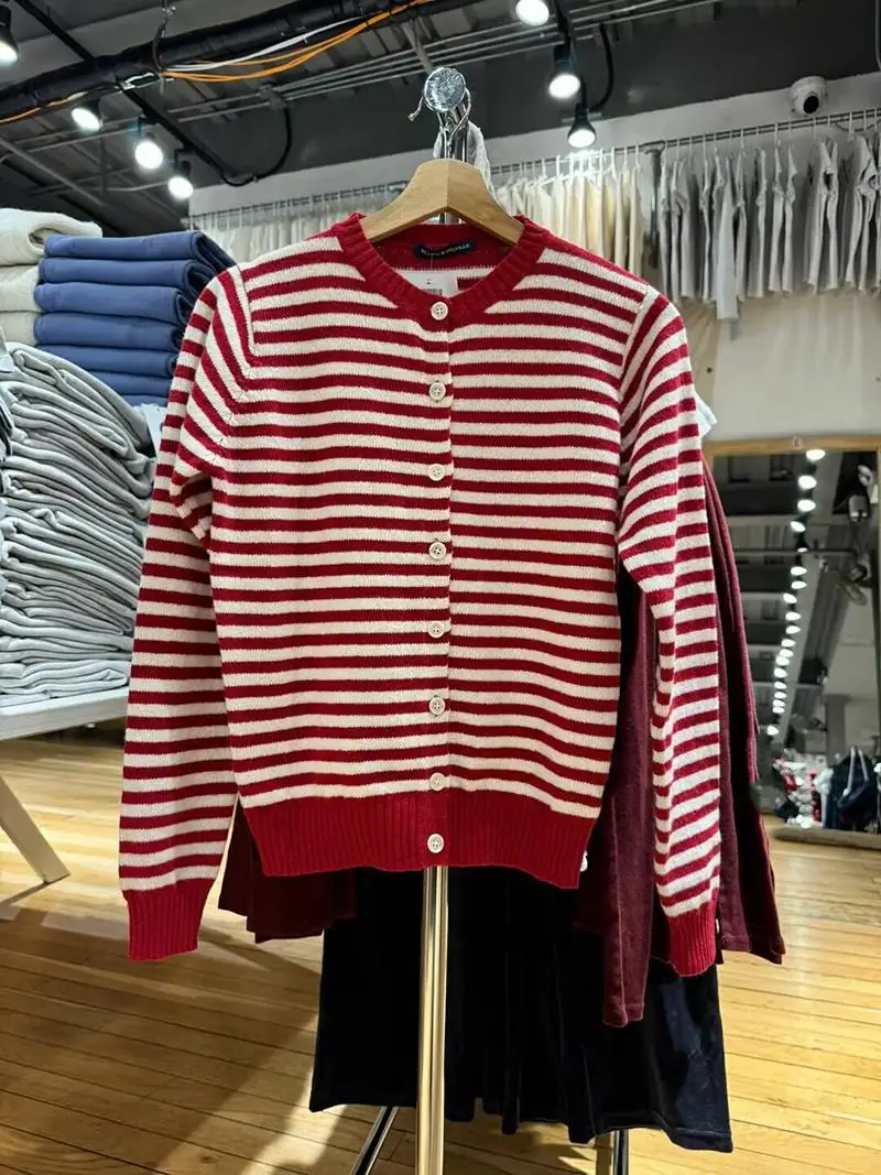 

BM Официальный новый красный полосатый круглый вязаный кардиган, женский универсальный утягивающий свитер на одной пуговице, топ для поездок на работу