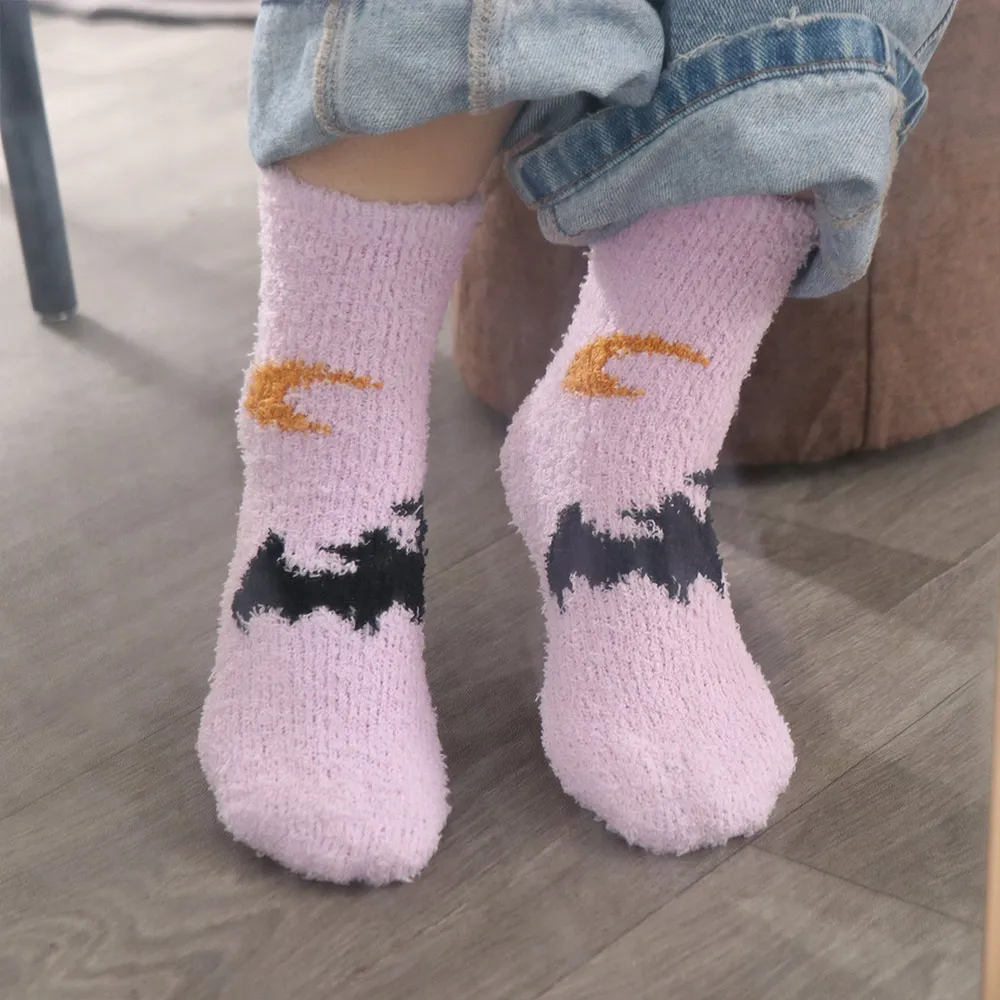 

4 пары/компл. носки на Хэллоуин из кораллового флиса, дышащие эластичные носки с тыквой и волшебником, мягкие теплые носки до середины икры с призраком летучей мыши